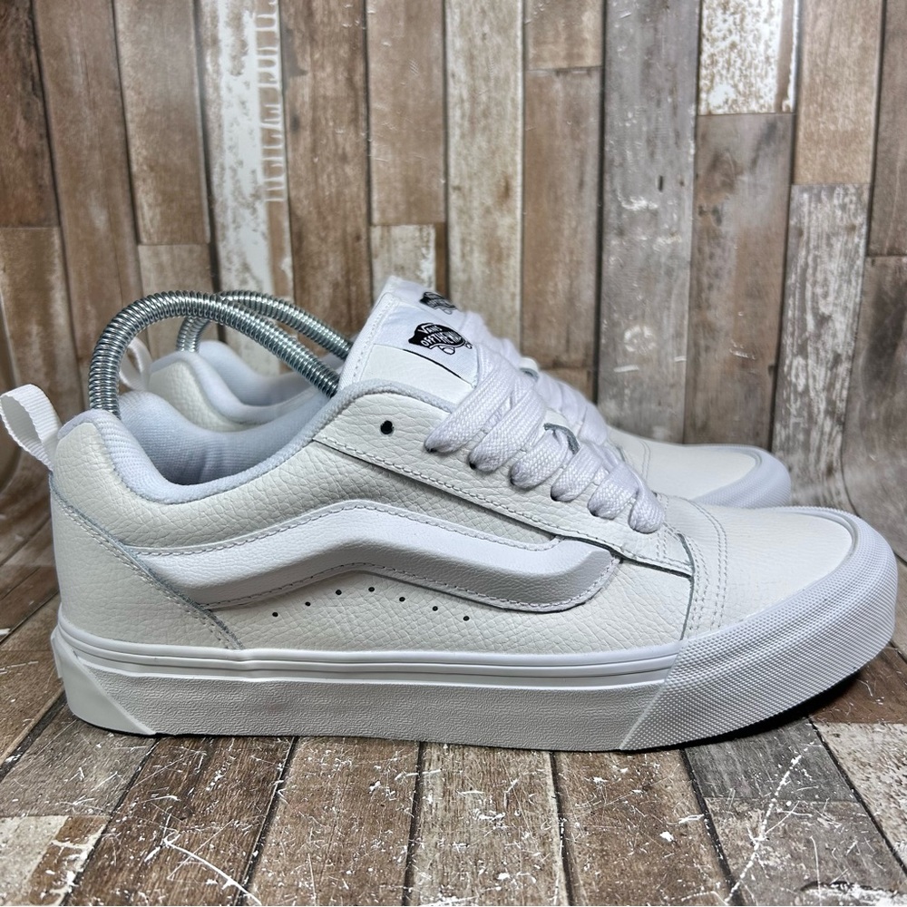 Vans Knu Skool Leather True White M 8.5 W 10 Puffed Up Tongue White & Pink Laces